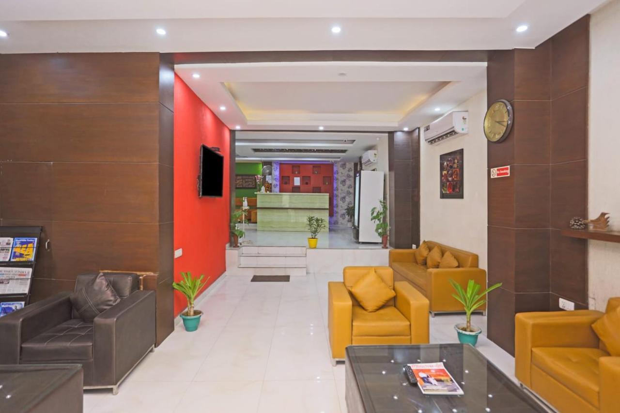 Grand Suites Delhi Airport 4*