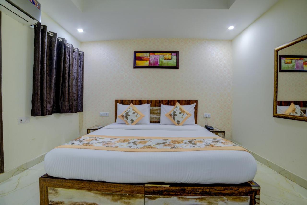 Grand Suites Delhi Airport